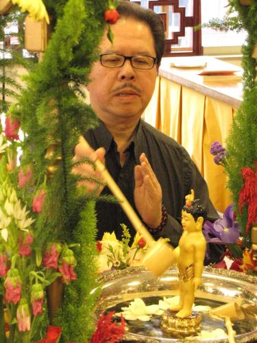 2012-bathing-buddha-ceremony 7826847258 o