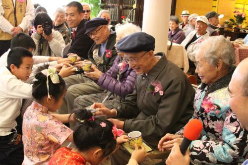 honoring-elders-day-2012 8209479068 o